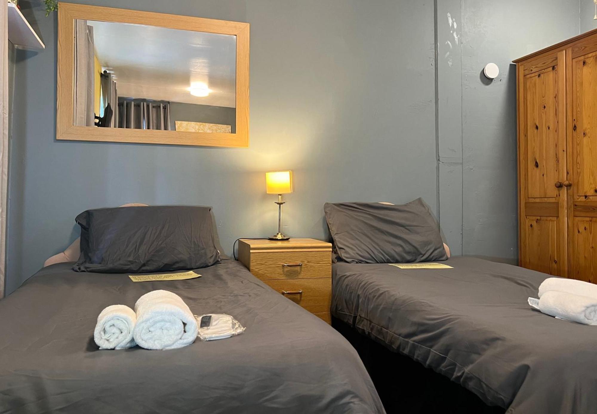 Self Check In Room Accommodation Only The Castle, Coldstream Eksteriør bilde