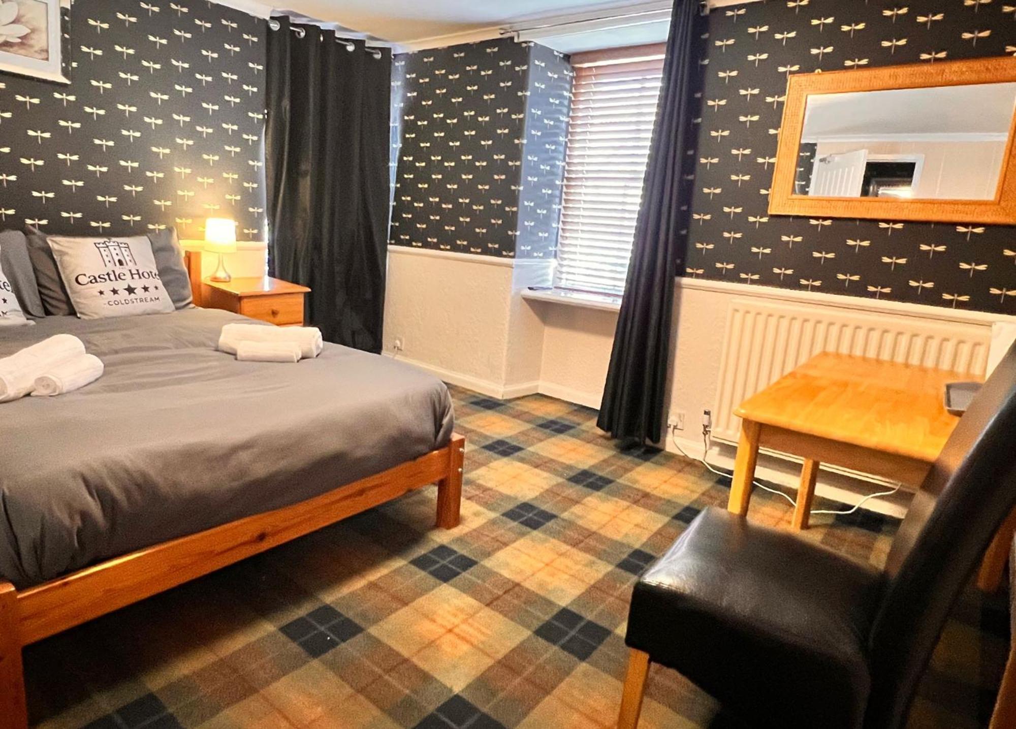 Self Check In Room Accommodation Only The Castle, Coldstream Eksteriør bilde